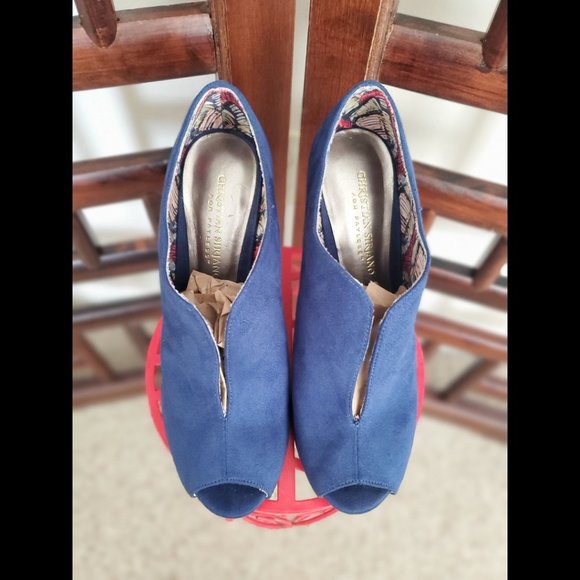 Christian Siriano blue Faux Suede Shoes Heels for payless (Size 8) - Picture 3 of 11